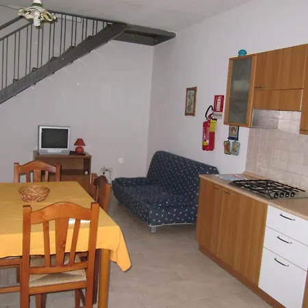 Torre Del Golfo Landhaus